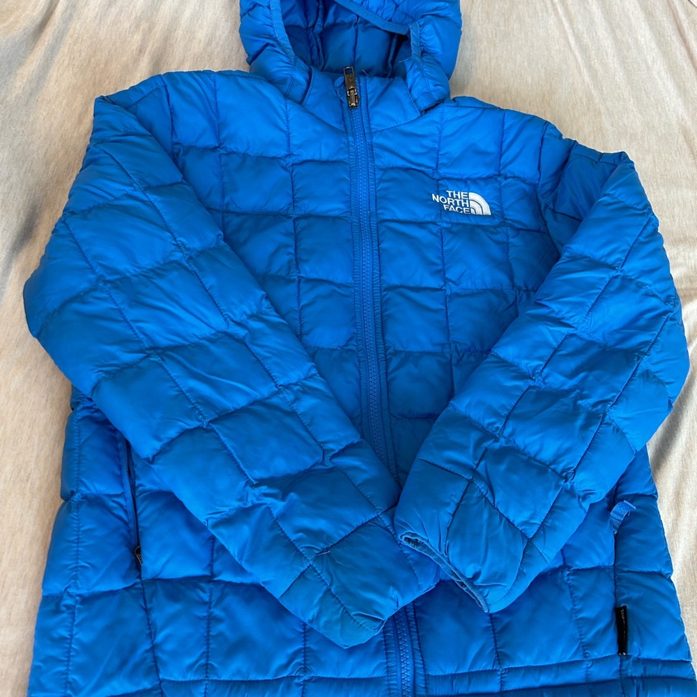 North Face puff thermoball Jacket with Hood size L (12)
